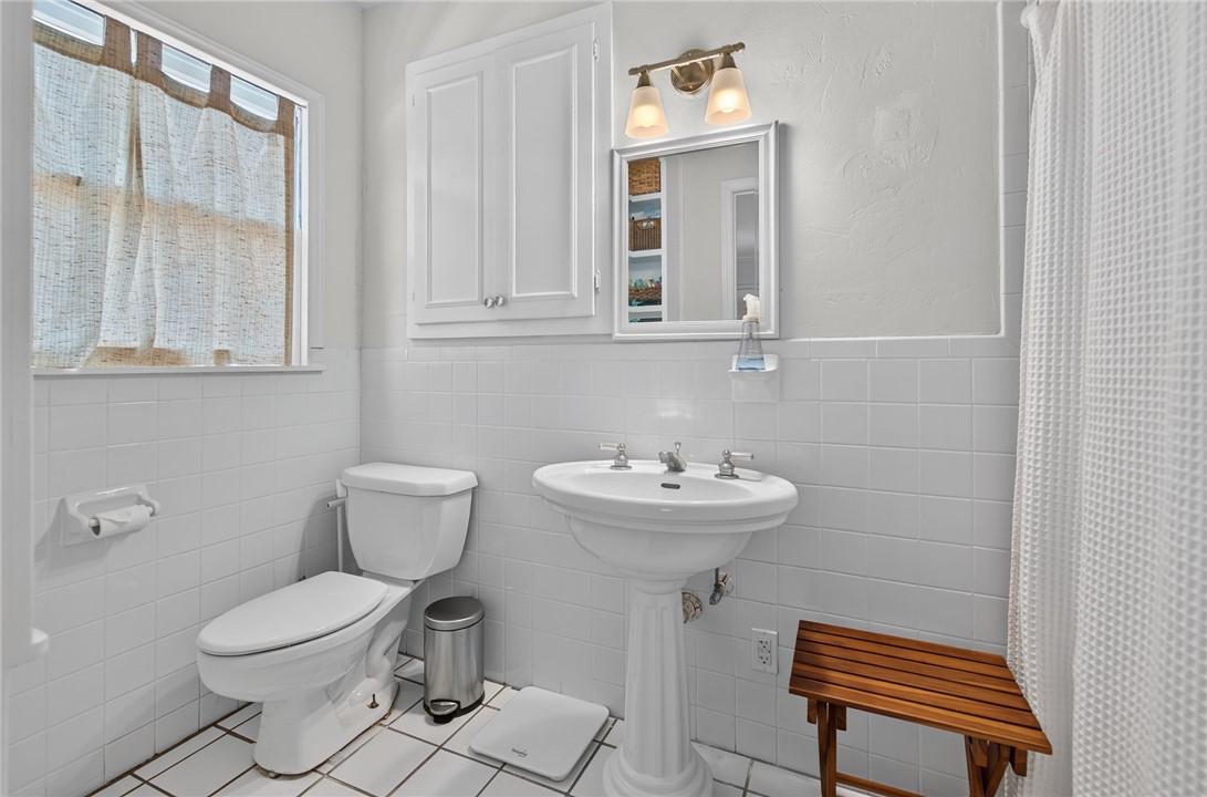3302 Manitou St Property Photo 22