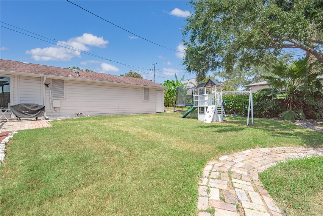 3302 Manitou St Property Photo 45