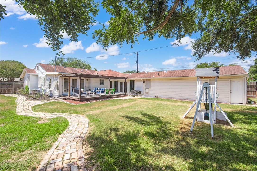 3302 Manitou St Property Photo 46