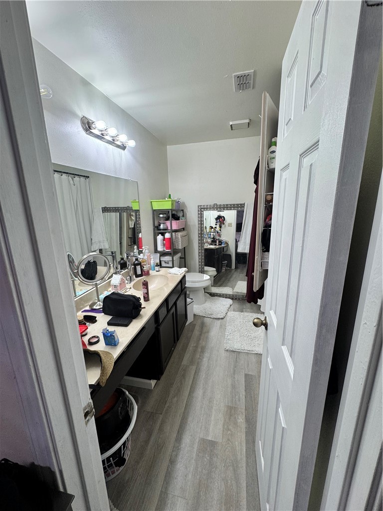 7122 Premont Dr 201 B Property Photo 12