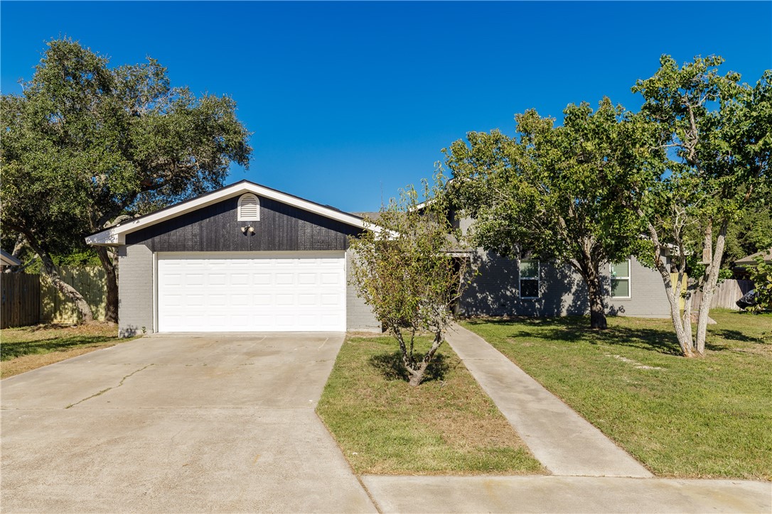 110 Wehring Lane Property Photo 1