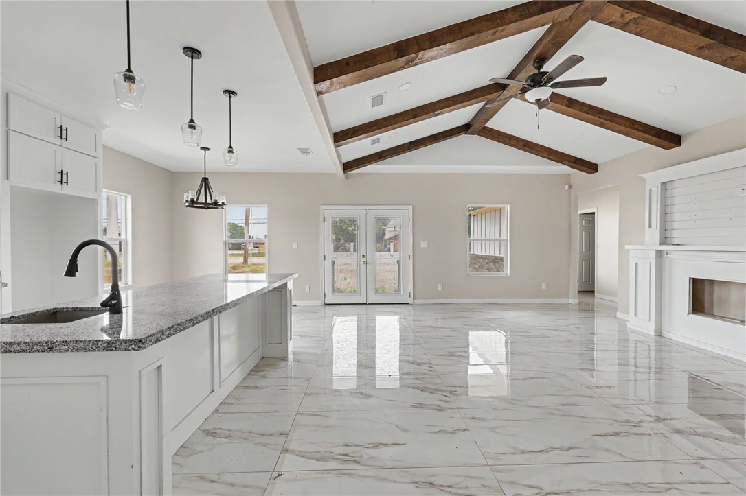 1700 Quail Trai Property Photo 5