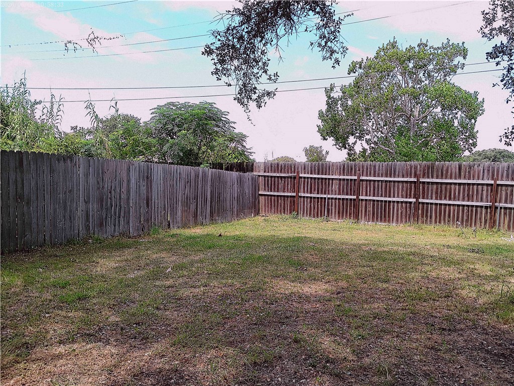 1408 Mallard Dr Property Photo 24