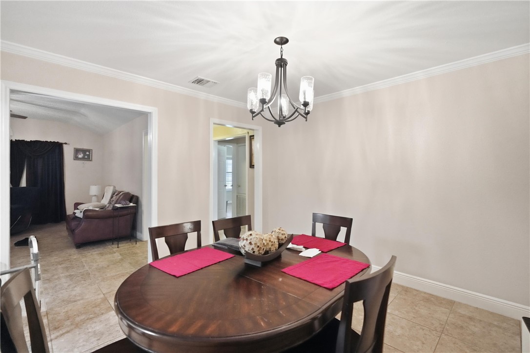 2538 San Angelo Property Photo 7