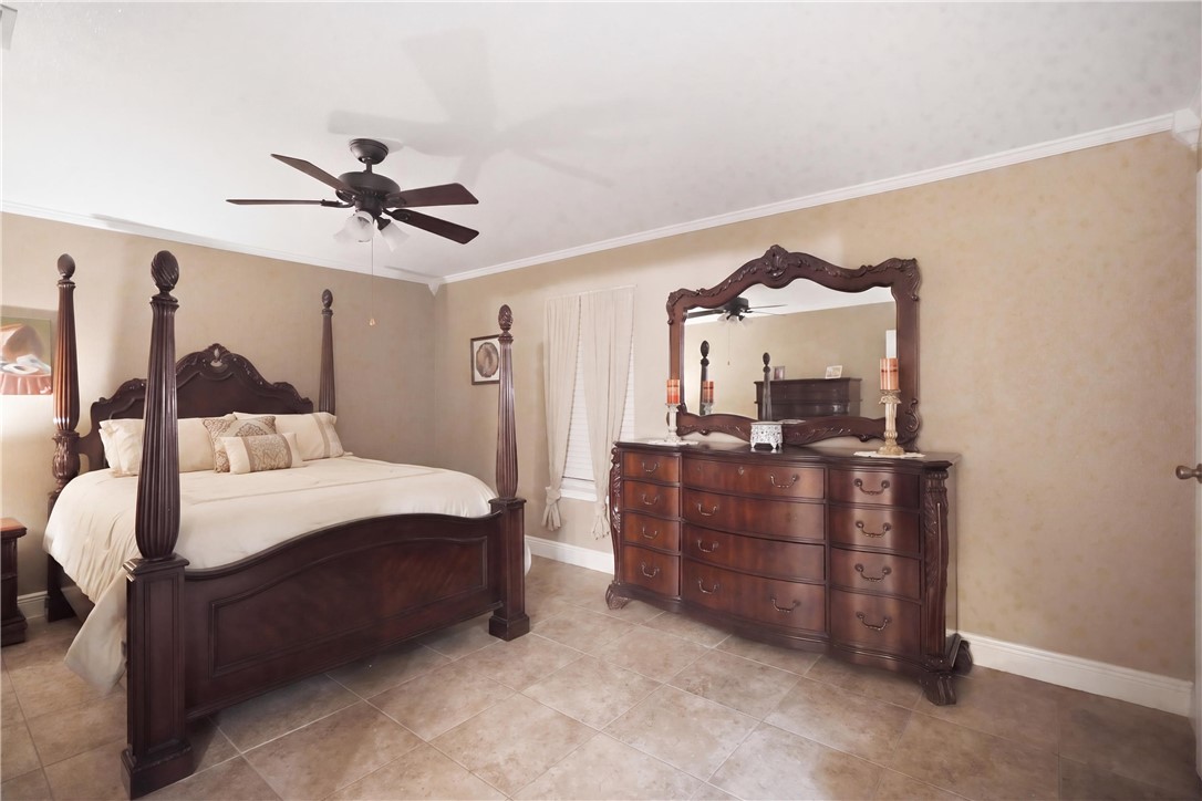 2538 San Angelo Property Photo 12