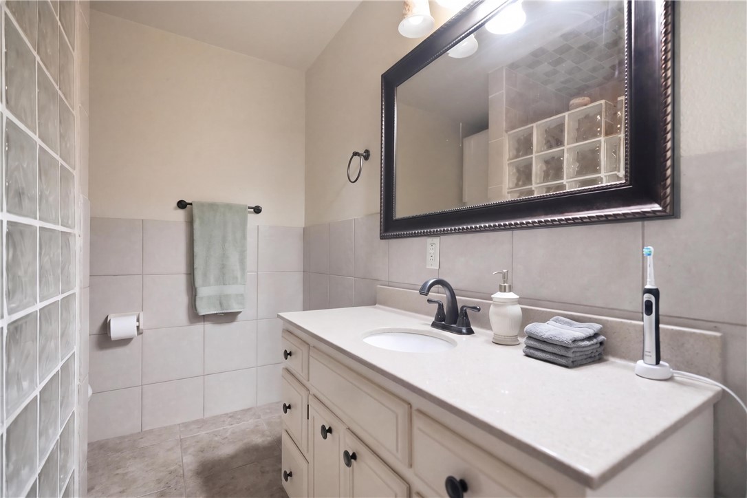 2538 San Angelo Property Photo 14