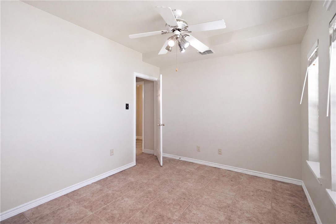2538 San Angelo Property Photo 17
