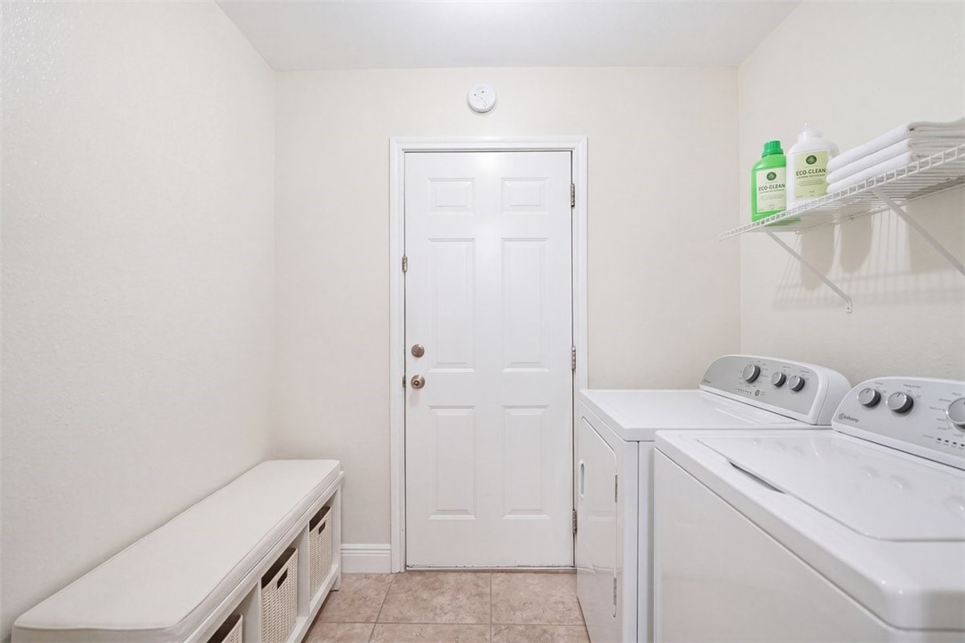 2538 San Angelo Property Photo 20