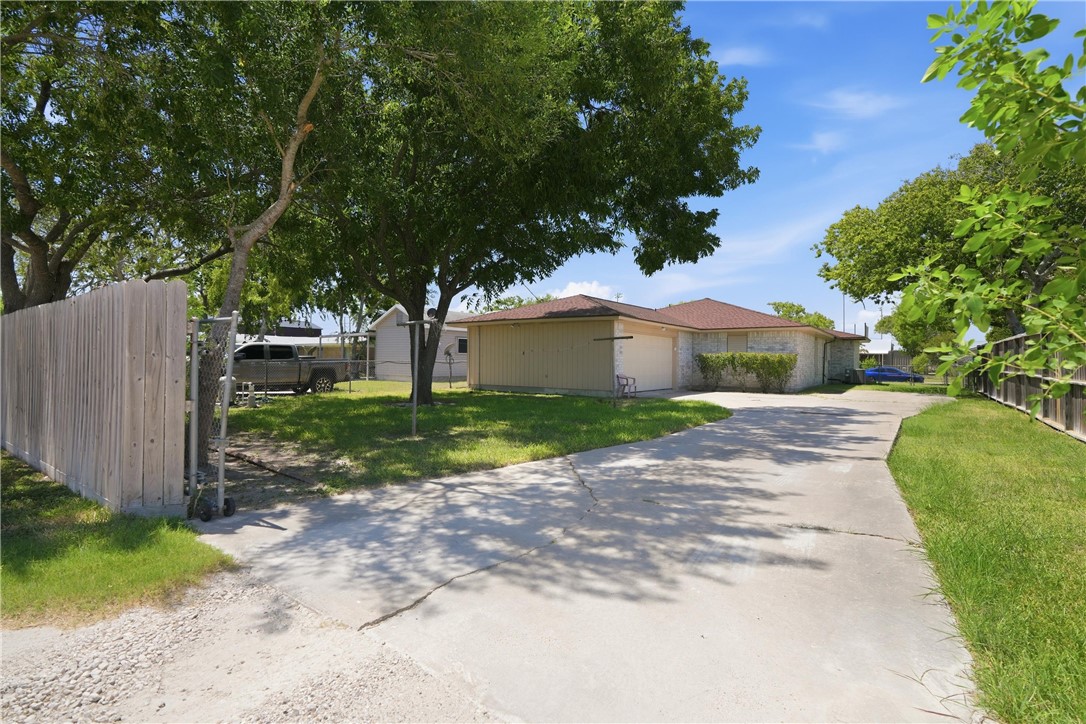 2538 San Angelo Property Photo 23