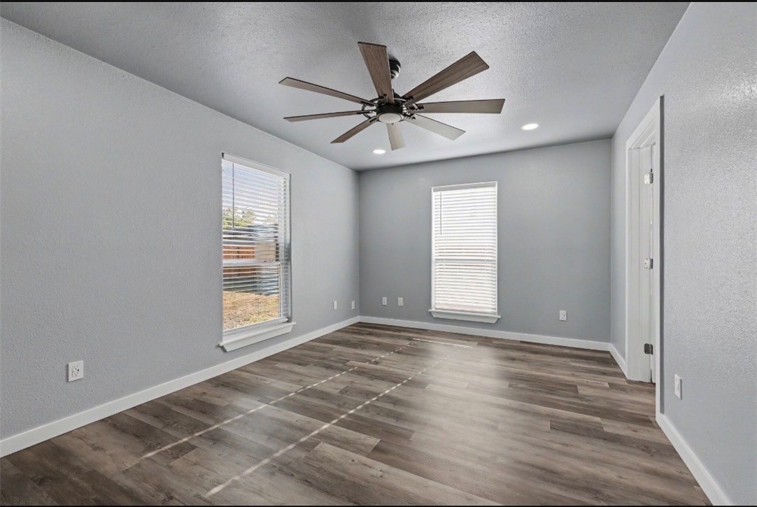 950 Mendoza St Property Photo 21