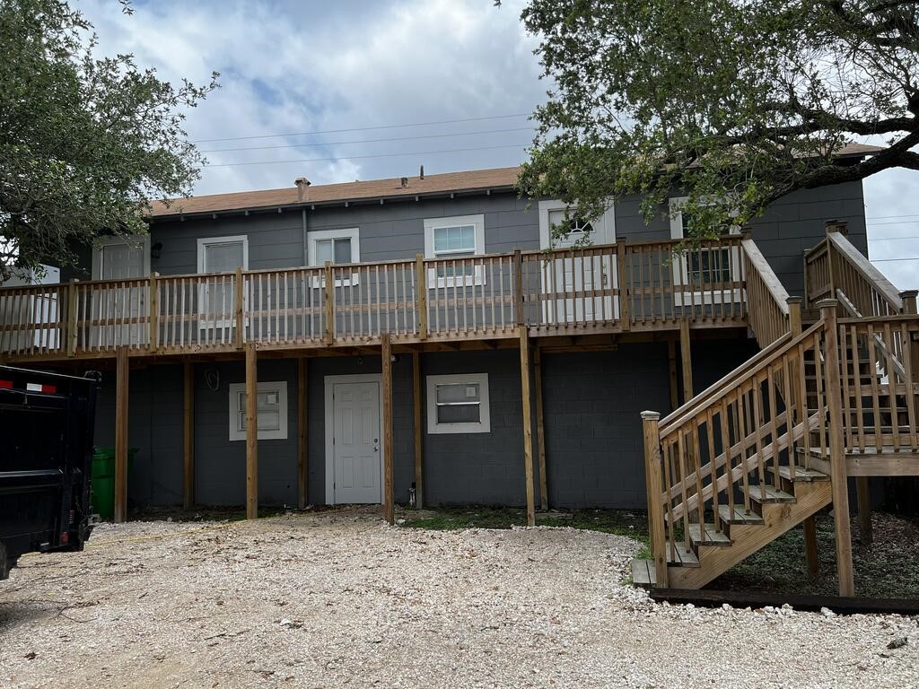 141 S Rife Property Photo 1