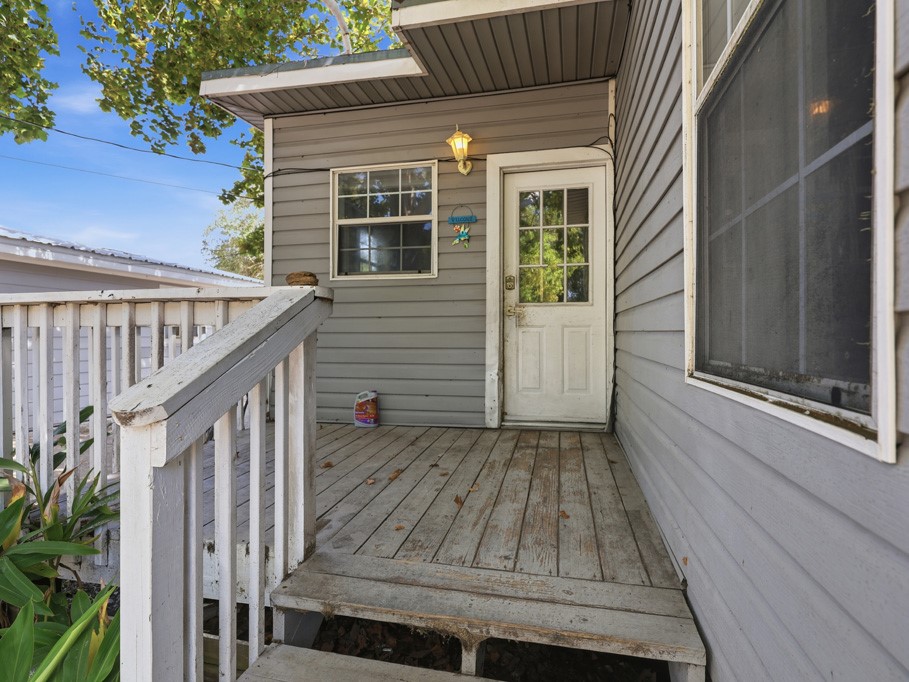 324 E King Property Photo 16