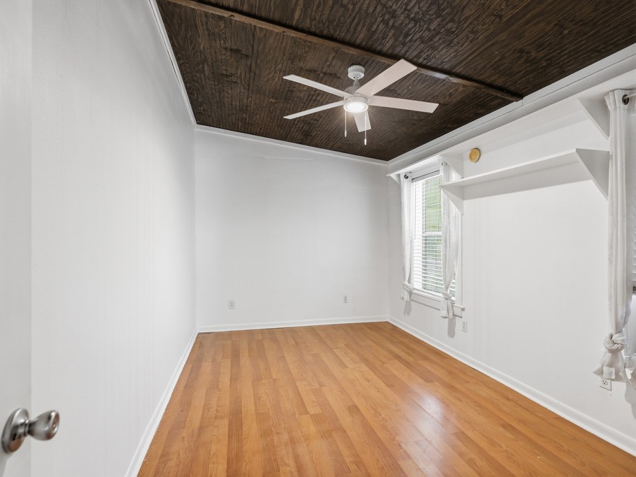 324 E King Property Photo 27