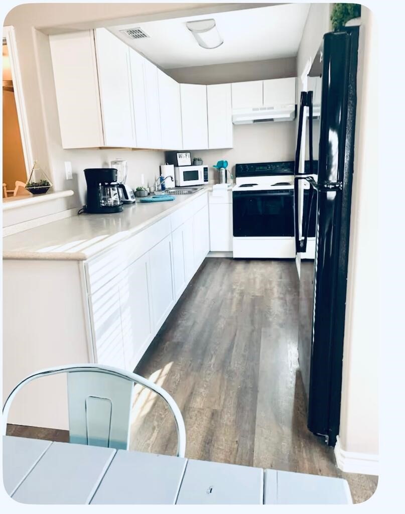 507 S Arch Property Photo 5