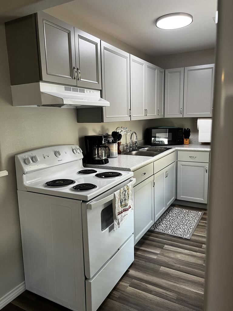 507 S Arch Property Photo 45