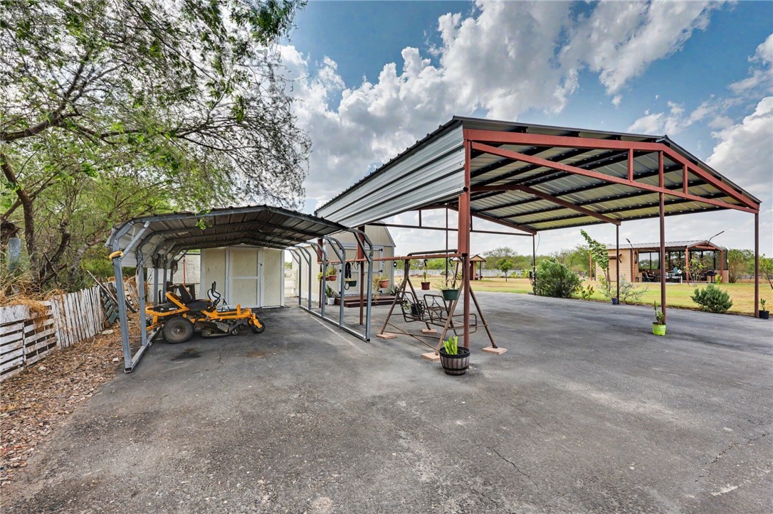 894 County Road 465 Property Photo 44