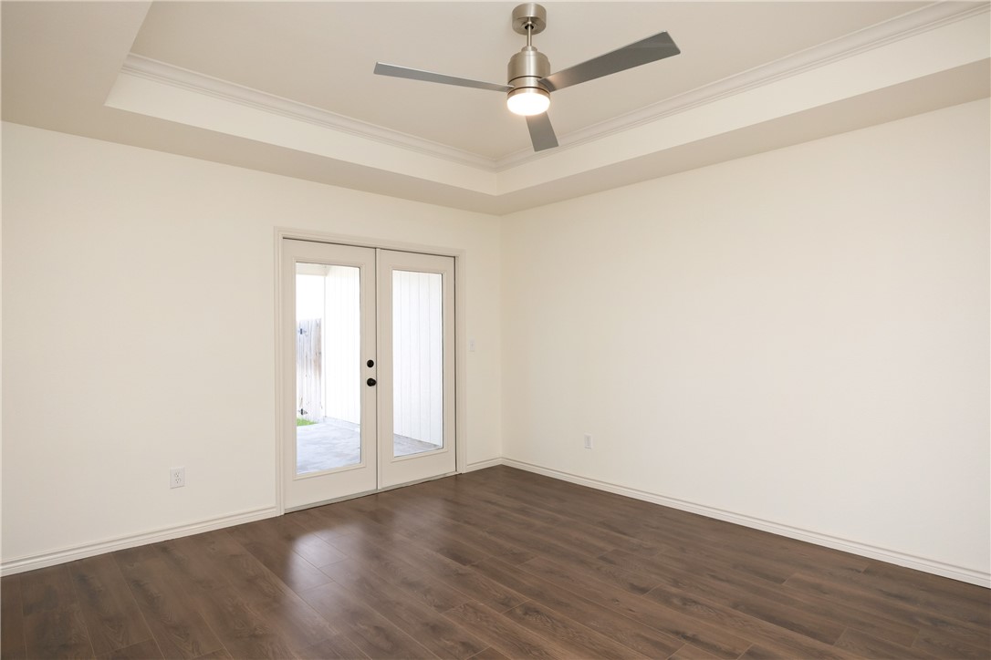 6653 Downing St 12 Property Photo 17