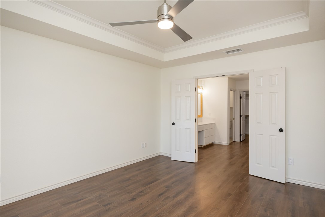 6653 Downing St 12 Property Photo 18