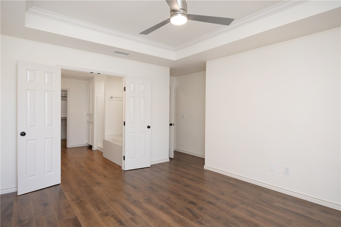 6653 Downing St 12 Property Photo 19