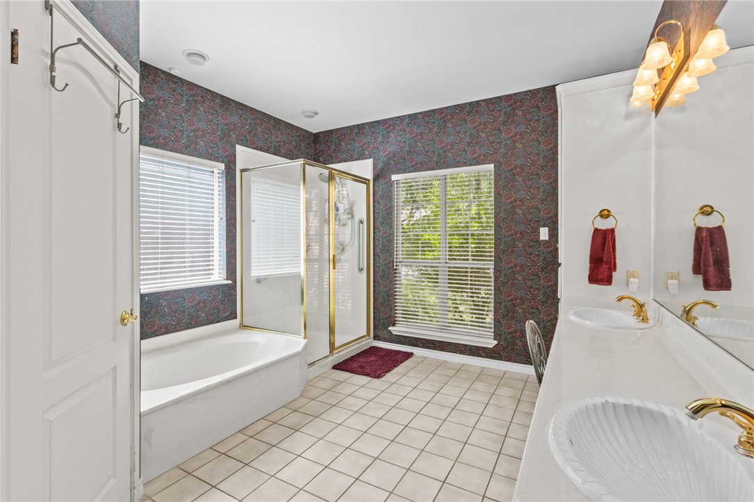 4502 Lake Charles Dr Property Photo 17