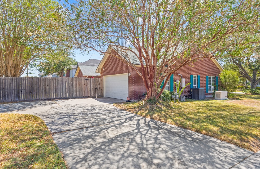 4502 Lake Charles Dr Property Photo 43