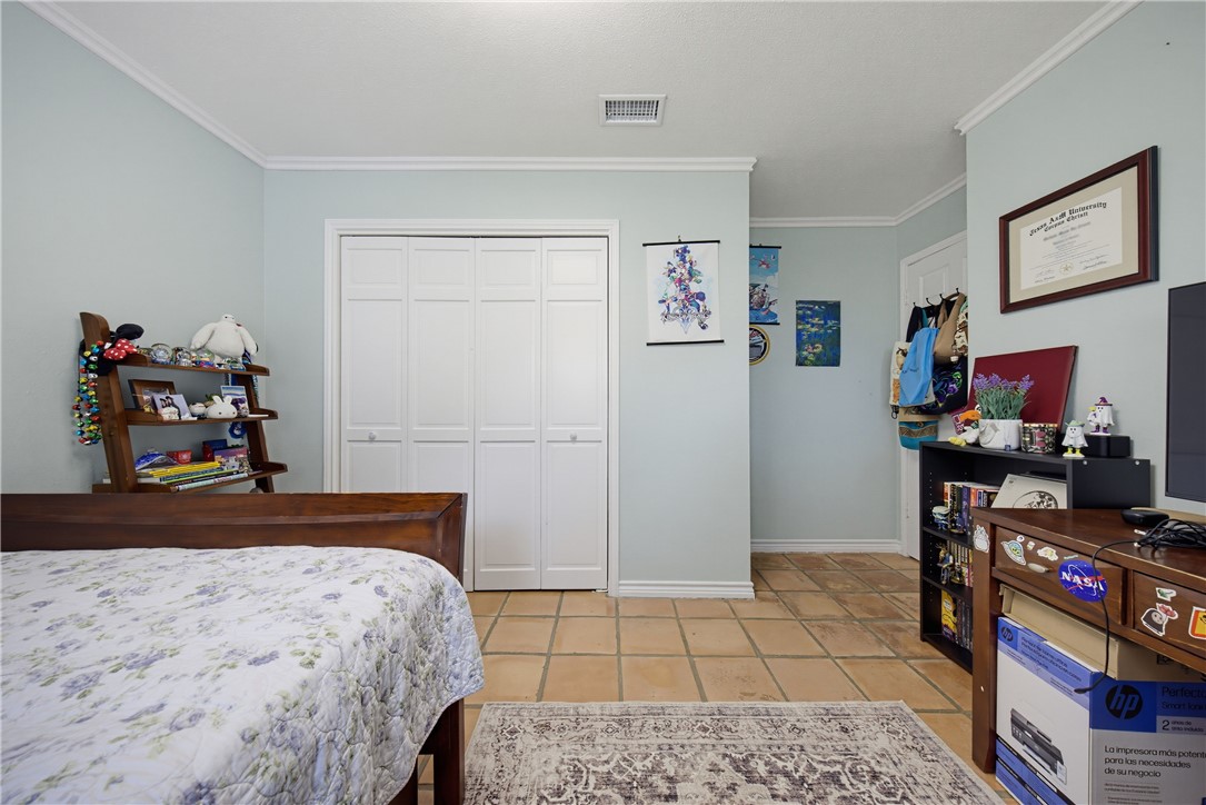 5825 Ocean Dr Dr Property Photo 14