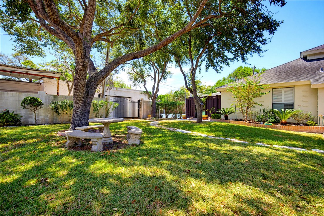 5825 Ocean Dr Dr Property Photo 37