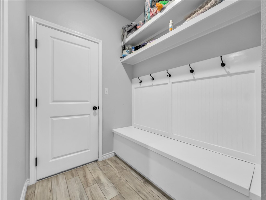 7626 Stampede Dr Property Photo 32