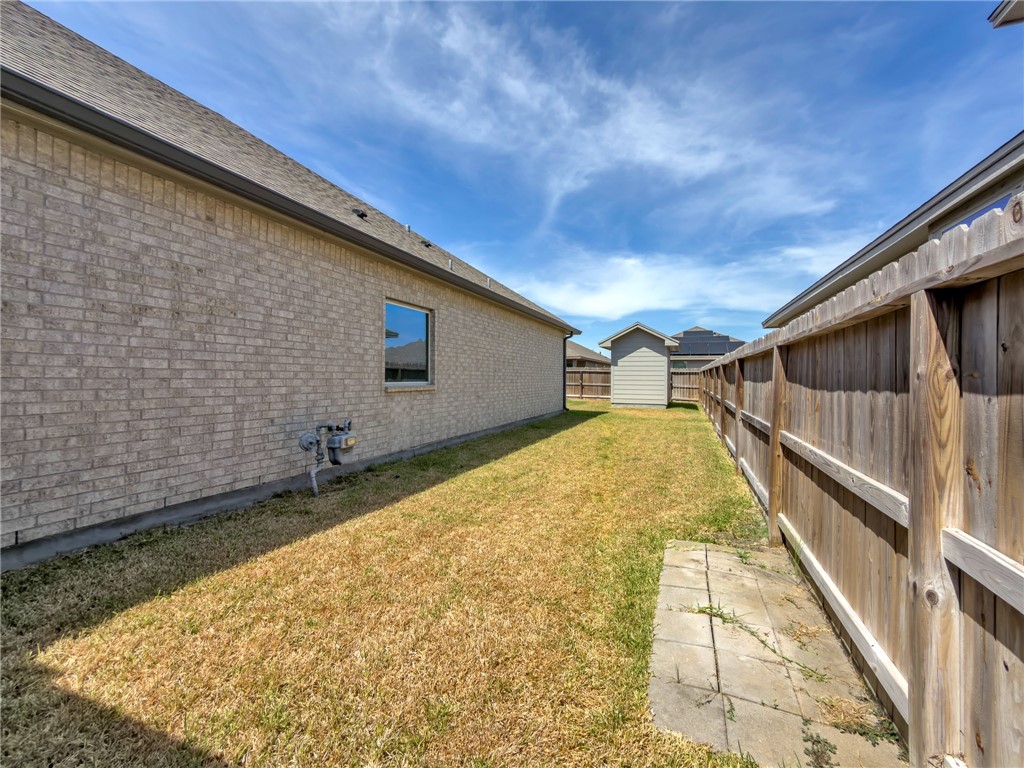 7626 Stampede Dr Property Photo 40