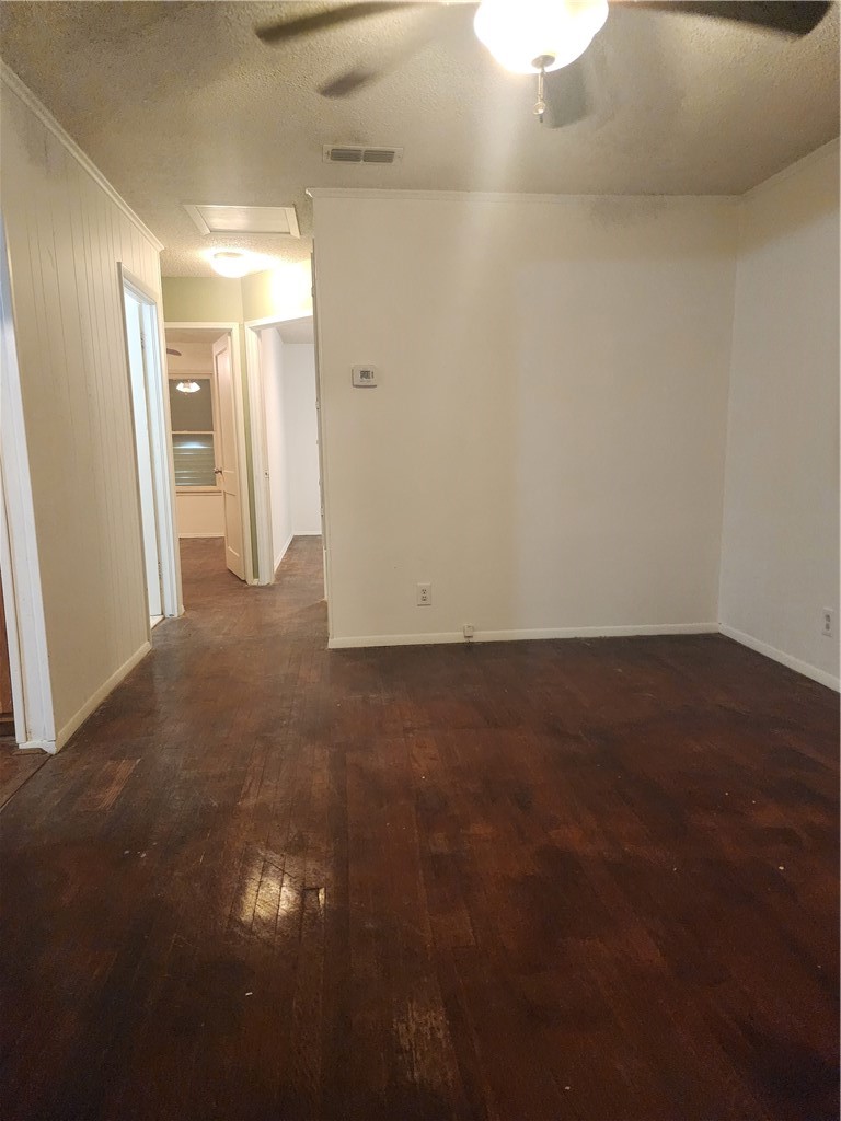 5405 Williams Dr Property Photo 2