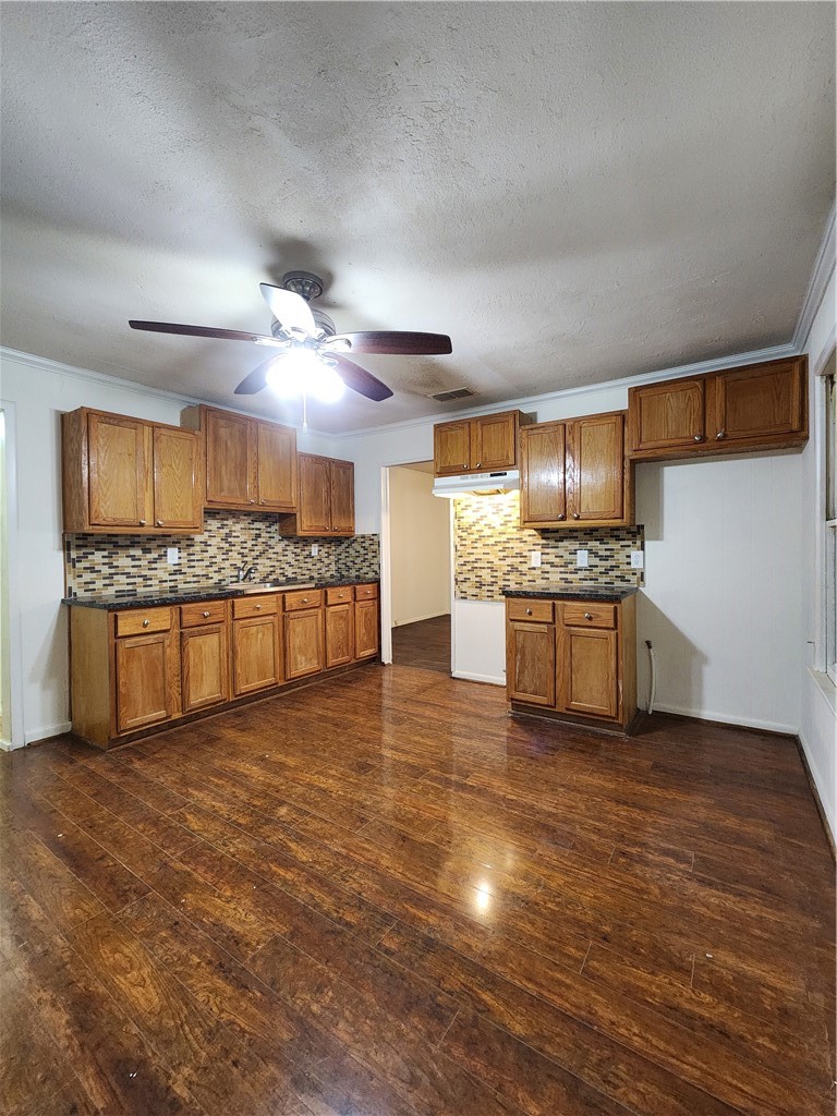 5405 Williams Dr Property Photo 5