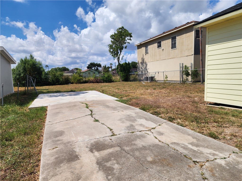 5405 Williams Dr Property Photo 11