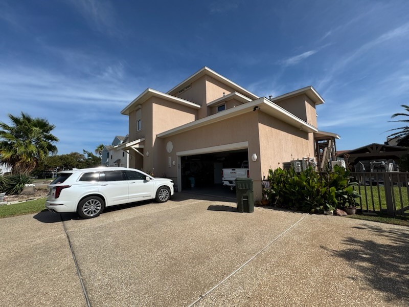 205 Port Saint Claire Property Photo 3