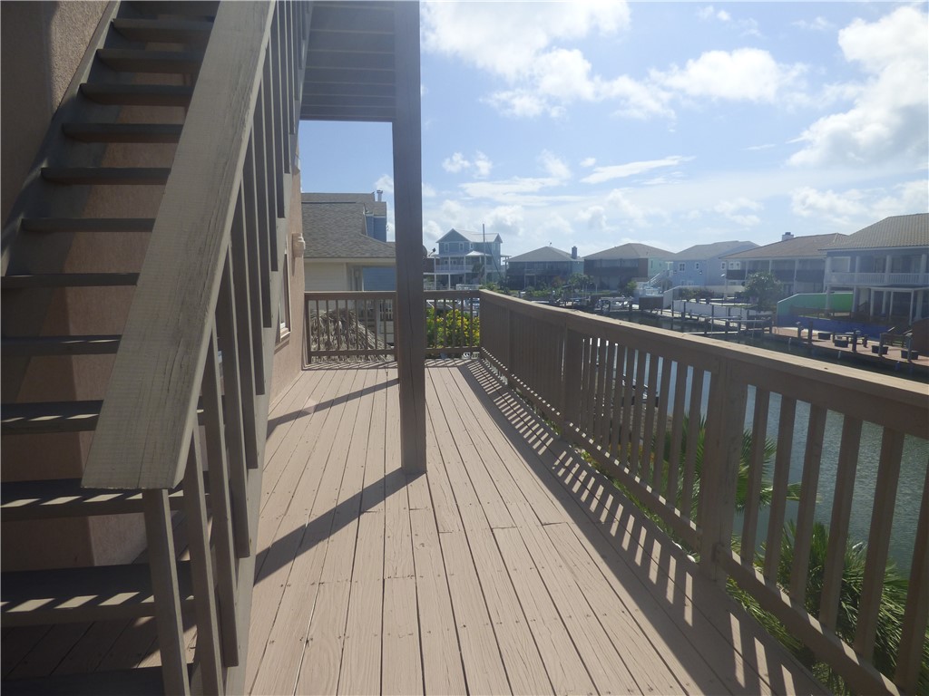 205 Port Saint Claire Property Photo 17