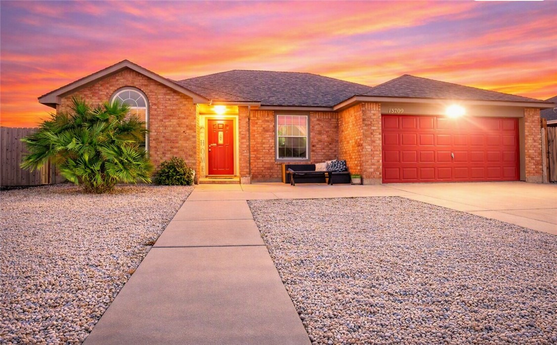 13709 Suntan Ave Property Photo 1
