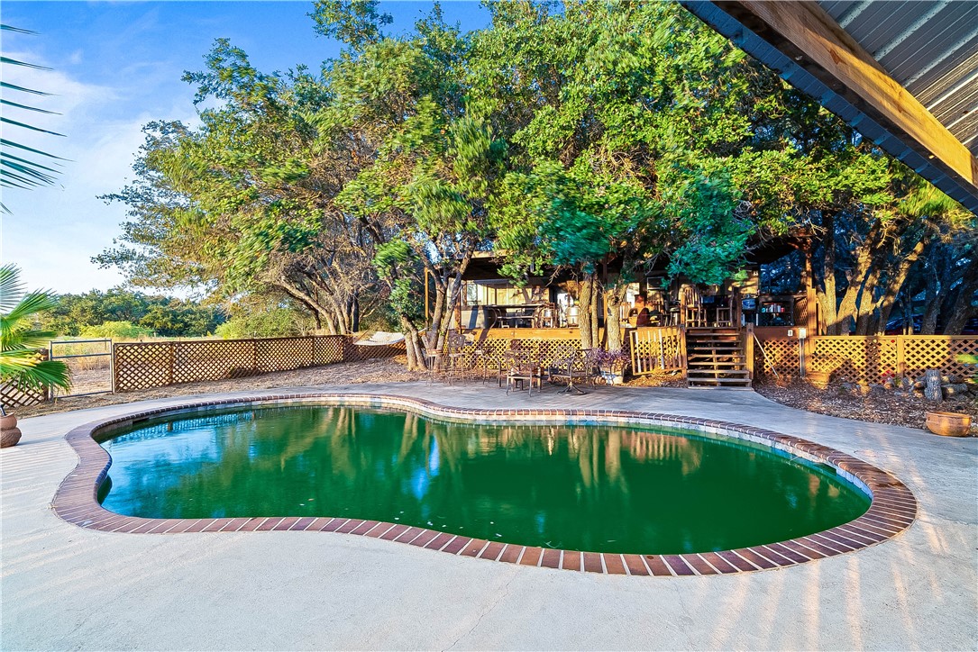 2301 Lone Star Road Property Photo 16