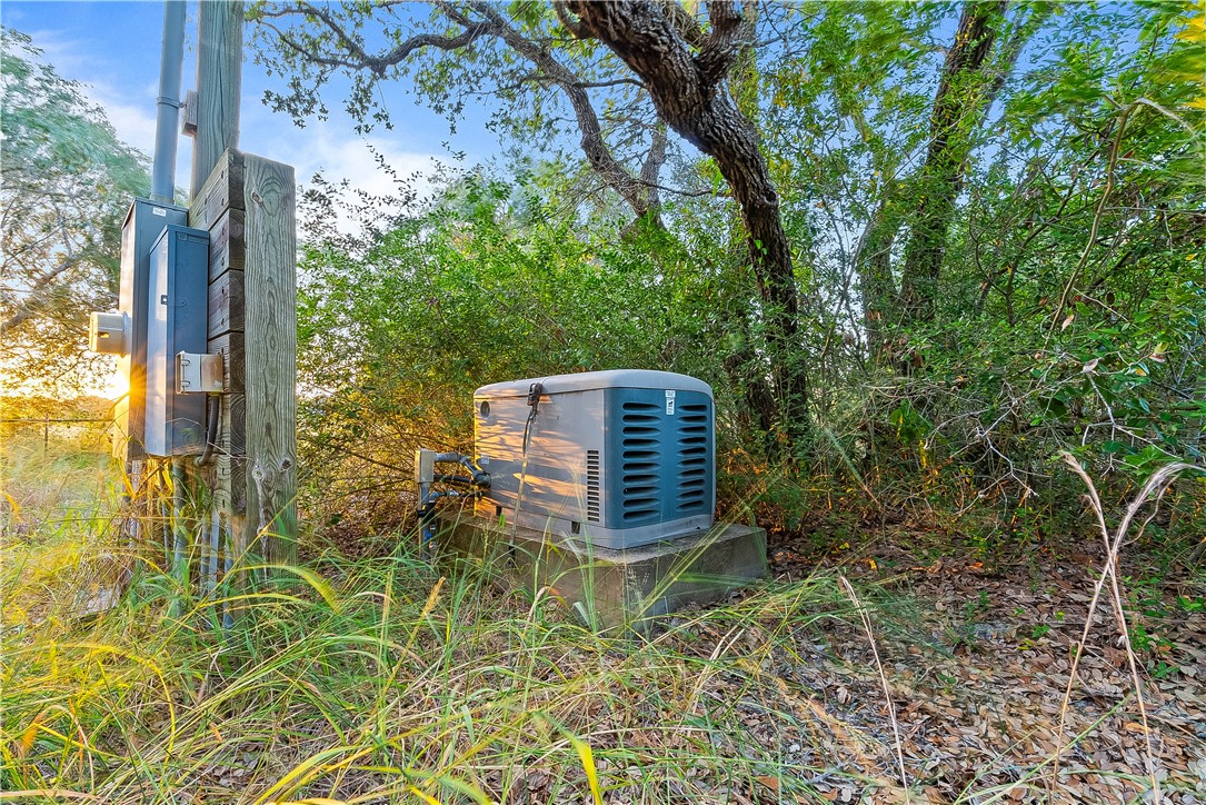 2301 Lone Star Road Property Photo 20