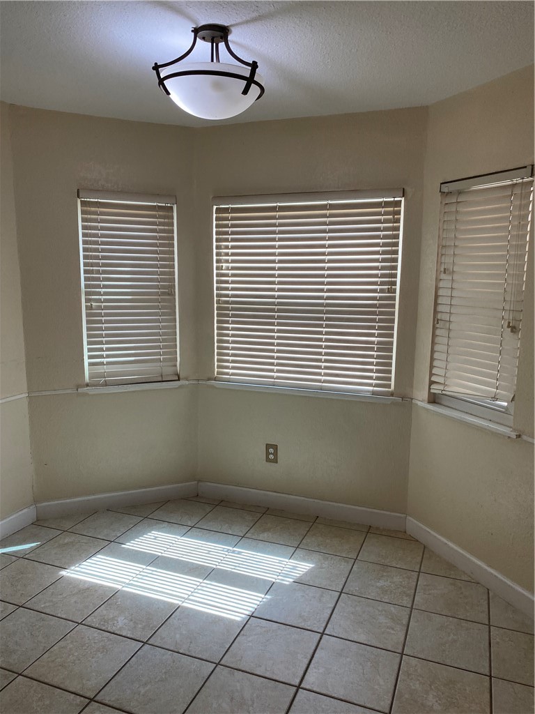 10721 Rockwood St Property Photo 5