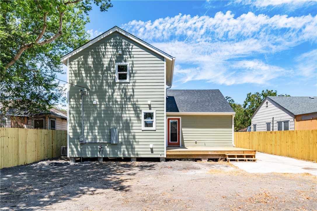 621 Atlantic St Property Photo 34