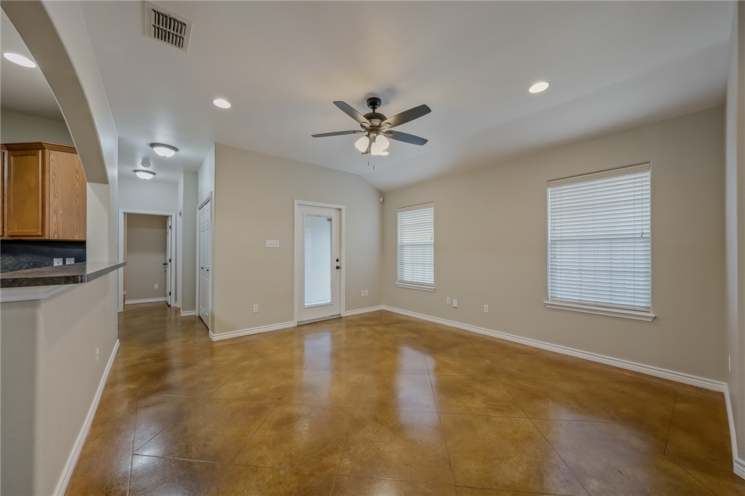 6634 Rhine Dr B Property Photo 7