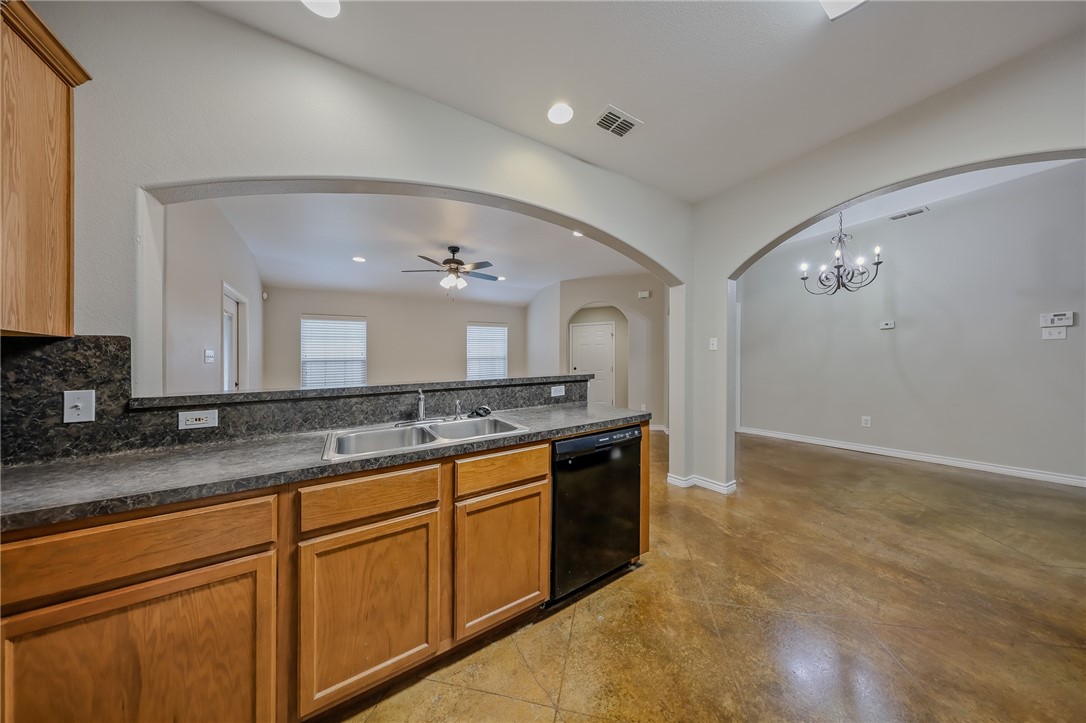 6634 Rhine Dr B Property Photo 11
