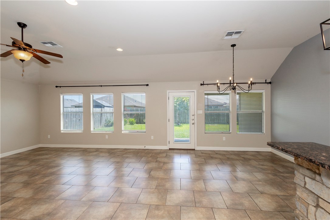6105 Maximus Dr Property Photo 10