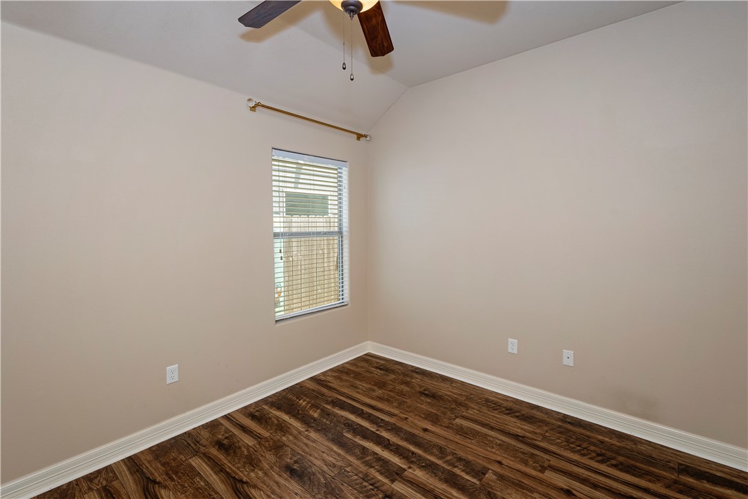 6105 Maximus Dr Property Photo 21