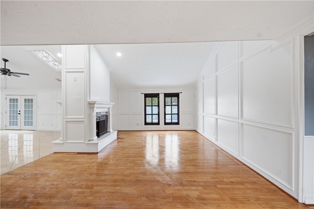 4325 Wood River Dr Property Photo 8
