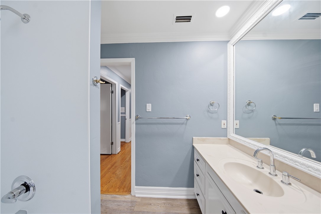 4325 Wood River Dr Property Photo 21