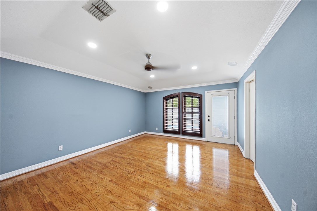 4325 Wood River Dr Property Photo 27