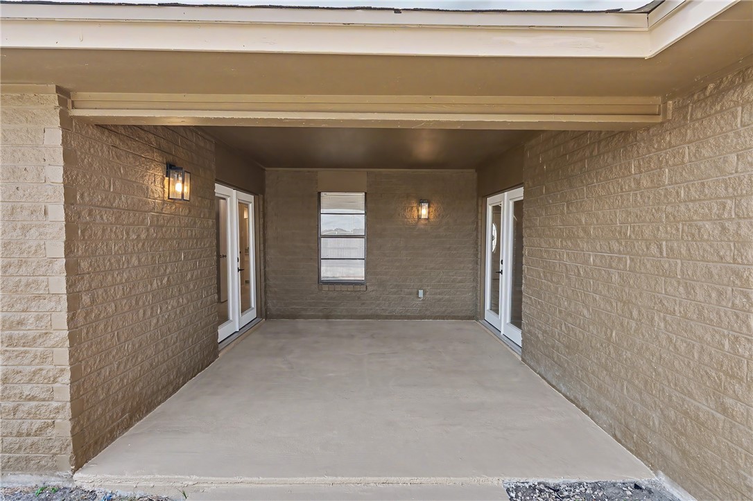 2228 Memorial Pkwy Property Photo 26