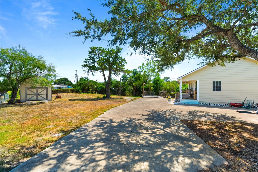 2608 Auther St Property Photo 14
