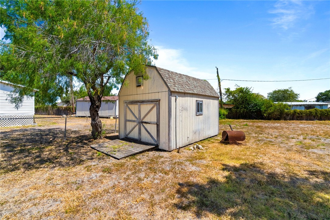2608 Auther St Property Photo 15