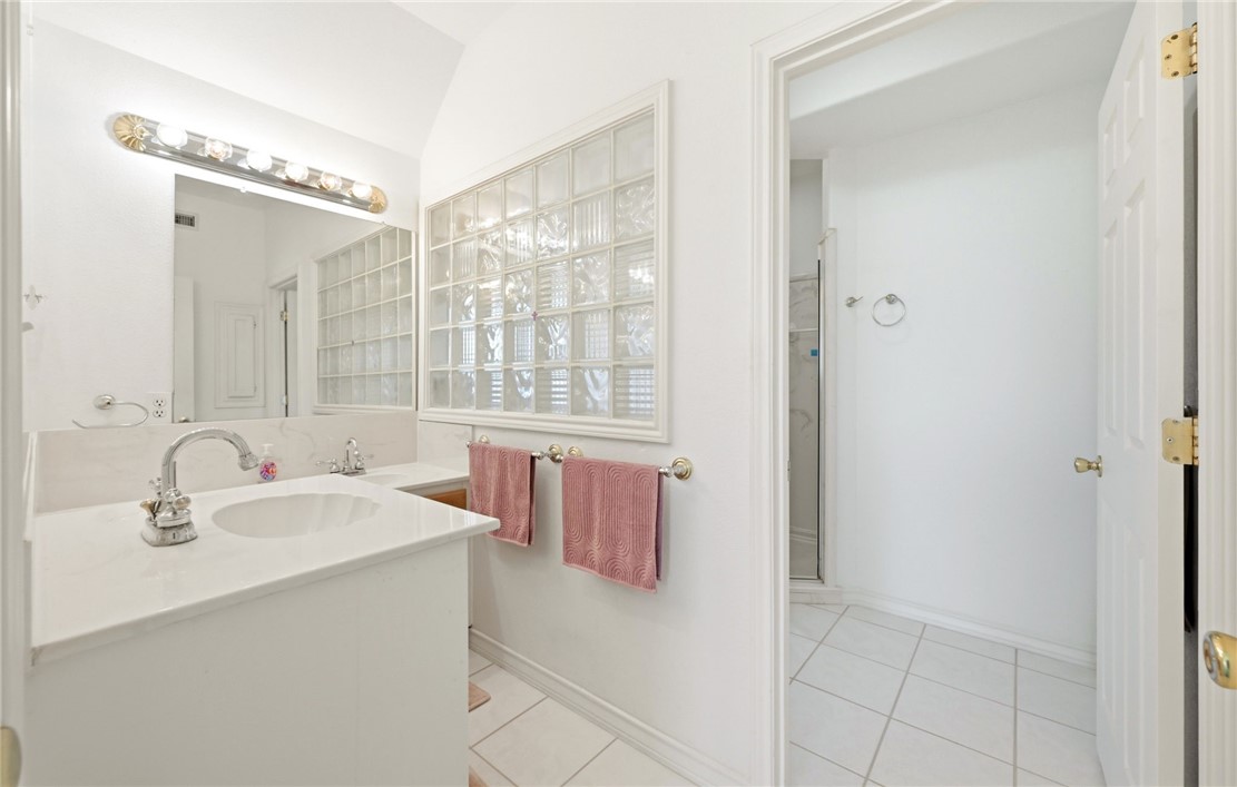 8101 Mt Zion Property Photo 14